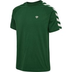 Koszulka Hummel Archive. Zielone bluzki damskie Hummel, bez wzorów, bez kołnierzyka, bez ramiączek. Za 170.00 zł.