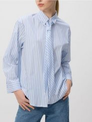 Koszula z ozdobnym wiązaniem - jasnoniebieski. Niebieskie koszule damskie Reserved, l, bez wzorów, z bawełny, bez kołnierzyka, bez ramiączek. Za 139.99 zł.