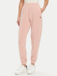 Guess Spodnie dresowe V5RB11 KCAY2 Różowy Regular Fit. Czerwone spodnie dresowe damskie Guess, z aplikacjami, z dresówki. Za 249.99 zł.
