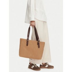 Torebka Beverly Hills Polo Club. Brązowe shopperki damskie Beverly Hills Polo Club, bez wzorów, bez dodatków. Za 199.99 zł.