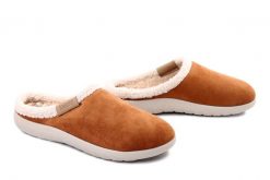 Inblu ET-42 021 camel, klapki damskie. Brązowe klapki damskie Inblu, bez wzorów, bez obcasa, bez zapięcia. Za 72.24 zł.