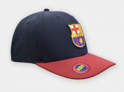 Czapka z daszkiem FC Barcelona Junior - oficjalna licencjonowana. Niebieskie czapki damskie FC BARCELONA, bez wzorów, z poliesteru. Za 98.00 zł.