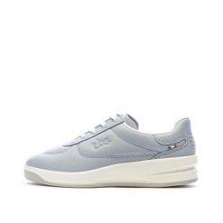 Buty miejskie TBS Brandy dla kobiet - Jasnoniebieskie. Niebieskie obuwie trekkingowe damskie TBS, z materiału, bez zapięcia. Za 403.60 zł.