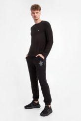 Spodnie dresowe męskie EMPORIO ARMANI UNDERWEAR. Spodnie sportowe męskie Emporio Armani Underwear, l, bez wzorów, z dresówki. W wyprzedaży za 270.27 zł.