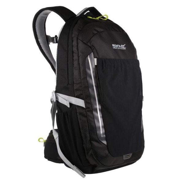 Plecak turystyczny 30L unisex Regatta Britedale LED. Czarne plecaki męskie Regatta, bez wzorów, z poliesteru, sportowe. Za 271.70 zł.