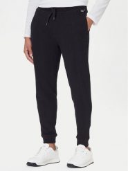 BOSS Spodnie dresowe Structure 50540577 Czarny Regular Fit. Czarne spodnie sportowe męskie Boss, m, bez wzorów, z dresówki. Za 339.99 zł.