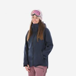 Kurtka narciarska i snowboardowa damska Quechua FR 500. Niebieskie kurtki sportowe damskie WED'ZE, na zimę, m, bez wzorów, z materiału, bez ramiączek, bez kaptura, narciarskie. Za 749.99 zł.