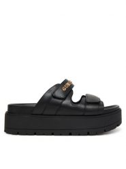 Guess Klapki FLJFAX ELE03 Czarny. Czarne klapki damskie Guess, z aplikacjami, ze skóry, bez obcasa, bez zapięcia. Za 479.99 zł.