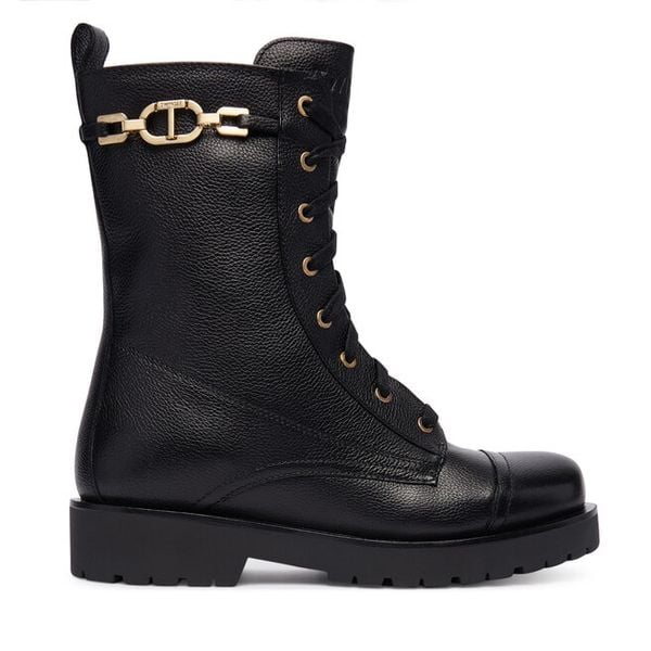 Trzewiki TWINSET. Czarne botki damskie Twinset, bez wzorów, bez obcasa, na płaskiej podeszwie, bez zapięcia. Za 1,229.00 zł.