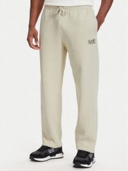 EA7 Emporio Armani Spodnie dresowe 7M002235 AF21822 U1079 Beżowy jasny Regular Fit. Brązowe spodnie sportowe męskie EA7 Emporio Armani, m, bez wzorów, z bawełny. Za 529.99 zł.
