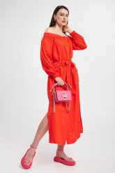 Sukienka TWINSET. Sukienki damskie Twinset Milano, bez wzorów, bez kołnierzyka, bez ramiączek. W wyprzedaży za 741.47 zł.