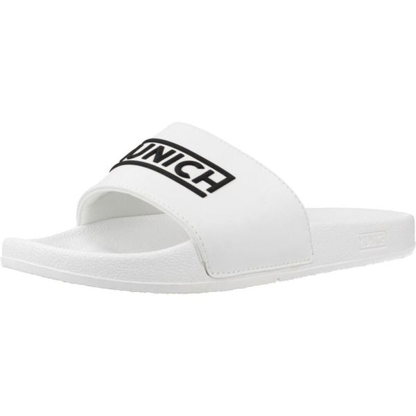 Sandały MUNICH FLAT SLIDER D LOGO WH Biały. Białe sandały męskie munich, bez wzorów, z gumy, bez zapięcia. Za 129.99 zł.