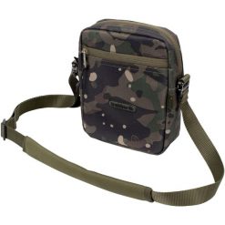 Saszetka Toreba Wędkarska Trakker Nxc Camo Essentials Bag. Zielone saszetki i nerki męskie TRAKKER. Za 129.99 zł.