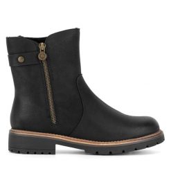 Botki Go Soft. Czarne botki damskie GO SOFT, bez wzorów, bez obcasa, na płaskiej podeszwie, bez zapięcia. Za 199.99 zł.