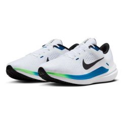 Buty Sportowe Męskie Nike Air Winflo 10. Białe buty sportowe męskie Nike, bez wzorów, bez zapięcia, do biegania. Za 396.00 zł.
