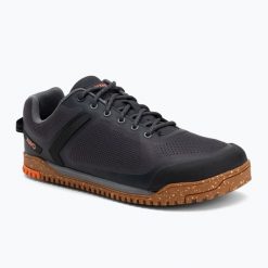 Buty berefoot męskie Xero Shoes Ridgeway Mesh Low. Czarne buty zimowe męskie XERO SHOES, bez wzorów, z meshu, bez obcasa, bez zapięcia. Za 489.99 zł.