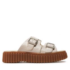 Klapki Clarks. Brązowe klapki damskie Clarks, bez wzorów, bez obcasa, bez zapięcia. Za 399.99 zł.
