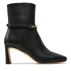 Botki Marciano Guess. Czarne botki damskie Marciano Guess, z aplikacjami, bez obcasa, na słupku, bez zapięcia. Za 889.99 zł.