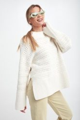 Sweter damski SAMSØE SAMSØE. Swetry nierozpinane damskie Samsøe & Samsøe, m, bez wzorów, bez kołnierzyka, bez ramiączek. W wyprzedaży za 411.60 zł.