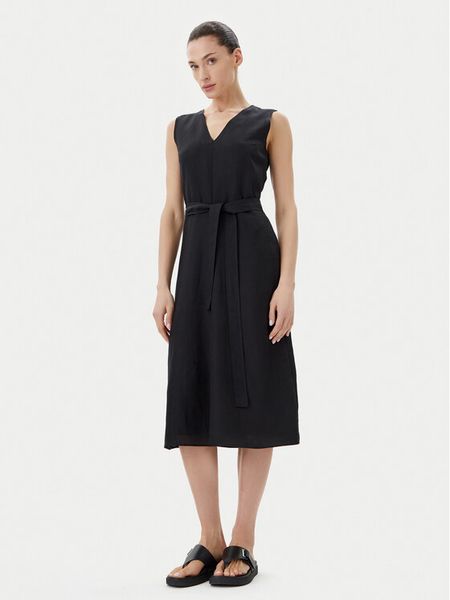 Calvin Klein Sukienka letnia K20K208424 Czarny Regular Fit. Czarne sukienki damskie Calvin Klein, na lato, bez wzorów, z lyocellu, bez kołnierzyka, bez ramiączek. Za 469.99 zł.