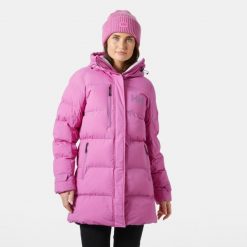 Parka damska z kapturem Helly Hansen Adore. Czerwone parki damskie Helly Hansen, na zimę, bez wzorów, z kapturem. W wyprzedaży za 1,233.50 zł.