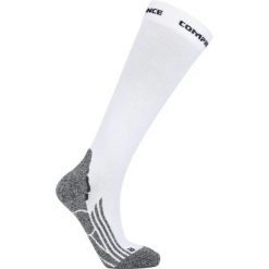 Skarpetki Endurance Boston. Białe skarpetki damskie Endurance, bez wzorów. Za 92.50 zł.