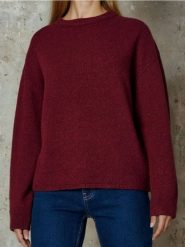 Sweter chunky z domieszką wełny - bordowy. Czerwone swetry nierozpinane damskie Sinsay, l, bez wzorów, z wełny, bez kołnierzyka, bez ramiączek. Za 59.99 zł.