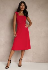 Czerwona Klasyczna Sukienka z Szerokimi Ramiączkami Devielle. Czerwone sukienki damskie Renee, l, bez wzorów, z materiału, eleganckie, bez kołnierzyka, bez ramiączek, midi. Za 84.99 zł.