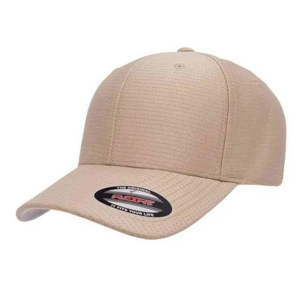 Trykotowa Czapka Z Daszkiem Cool & Dry Calocks. Zielone czapki damskie FLEXFIT, bez wzorów. Za 96.99 zł.