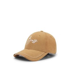 Damska czapka z daszkiem Boss Equestrian Cordoroy. Brązowe czapki damskie BOSS EQUESTRIAN, bez wzorów, z futra, eleganckie. Za 265.00 zł.