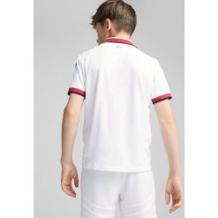 Młodzieżowa koszulka wyjazdowa AC Milan 24/25 PUMA White. Biała bluzki damskie Puma, m, bez wzorów, młodzieżowe, bez kołnierzyka, bez ramiączek. W wyprzedaży za 254.00 zł.