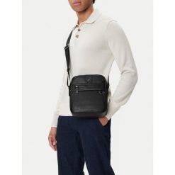 Saszetka Beverly Hills Polo Club. Czarne saszetki i nerki męskie Beverly Hills Polo Club, małe. Za 199.99 zł.