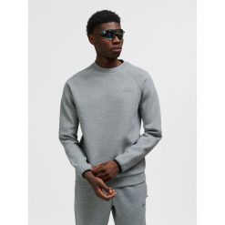 Bluza z okrągłym dekoltem Hummel Tech Fleece Regular. Szare bluzy damskie Hummel, na zimę, bez wzorów, z polaru, bez ramiączek, bez kaptura. Za 273.80 zł.