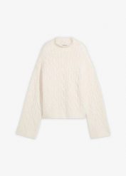 Sweter z warkoczowym splotem. Fioletowe swetry nierozpinane damskie bonprix, bez wzorów, ze splotem, bez kołnierzyka, bez ramiączek. Za 124.99 zł.