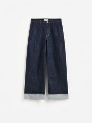 Jeansy wide leg z podwinięciem - granatowy. Niebieskie jeansy damskie Reserved, bez wzorów, z bawełny. Za 179.99 zł.