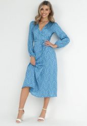Niebieska Kopertowa Sukienka Midi w Geometryczny Print Zese. Niebieskie sukienki damskie Born2be, s, bez wzorów, z materiału, bez kołnierzyka, bez ramiączek, midi, kopertowe. Za 169.99 zł.
