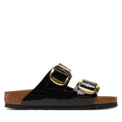 Klapki Birkenstock. Czarne klapki damskie Birkenstock, bez wzorów, bez obcasa, bez zapięcia. Za 399.99 zł.