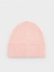 Czapka beanie z wiskozą - różowy. Czerwone czapki damskie Reserved, bez wzorów, z wiskozy. W wyprzedaży za 19.99 zł.