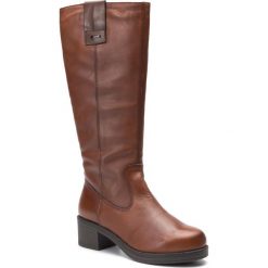 Kozaki LASOCKI - SM-EGIA-04 Brown. Brązowe kozaki damskie Lasocki, bez wzorów, z futra, bez obcasa, na obcasie, bez zapięcia. Za 399.99 zł.