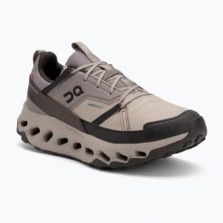 Buty damskie On Cloudhorizon Waterproof. Fioletowe obuwie trekkingowe damskie On, przed kostkę, bez zapięcia. Za 882.65 zł.