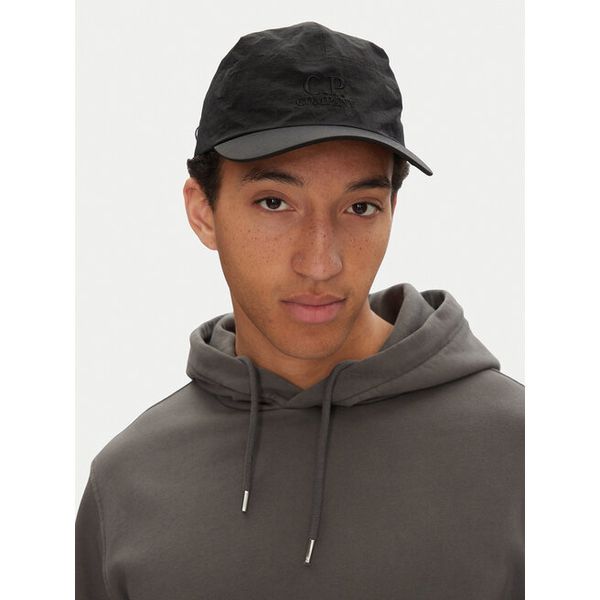 Czapka z daszkiem C.P. Company. Czarne czapki damskie C.P. Company, bez wzorów. Za 339.99 zł.