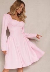 Różowa Sukienka o Rozkloszowanym Kroju z Gorsetową Górą Tillitte. Czerwone sukienki damskie Renee, na co dzień, m, bez wzorów, eleganckie, bez kołnierzyka, bez ramiączek, midi, dopasowane. Za 149.99 zł.