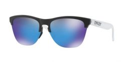 Oakley Okulary Frogskins Lite Oo9374-02. Czarne okulary przeciwsłoneczne damskie Oakley, prostokątne. Za 501.99 zł.