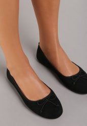 Czarne Balerinki Sthugnaela. Czarne balerinki damskie Renee, bez wzorów, eleganckie, bez obcasa, na płaskiej podeszwie, bez zapięcia. Za 44.99 zł.