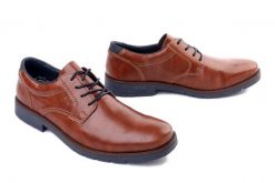 Rieker 13900-24 brown, półbuty męskie. Brązowe półbuty męskie Rieker, bez wzorów, ze skóry ekologicznej, bez obcasa, bez zapięcia. Za 369.90 zł.
