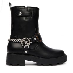 Botki Guess. Czarne botki damskie Guess, z aplikacjami, bez obcasa, na płaskiej podeszwie, bez zapięcia. Za 674.99 zł.