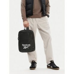 Plecak Reebok. Czarne plecaki męskie Reebok, bez wzorów, sportowe. Za 99.99 zł.