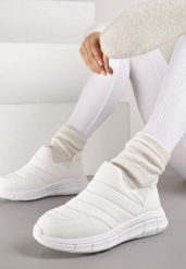 Białe Sneakersy Śniegowce na Platformie z Tłoczeniem i Pikowaną Cholewką Vermina. Białe śniegowce damskie Renee, z dresówki, bez zapięcia. Za 49.99 zł.