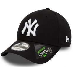Czapka z daszkiem New Era MLB New York Yankees. Białe czapki damskie New Era, bez wzorów, z poliesteru, biznesowe. Za 167.50 zł.