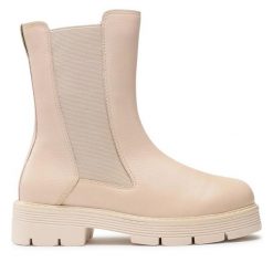 Sztyblety Marco Tozzi. Brązowe botki damskie Marco Tozzi, bez wzorów, bez obcasa, na płaskiej podeszwie, bez zapięcia. Za 319.99 zł.